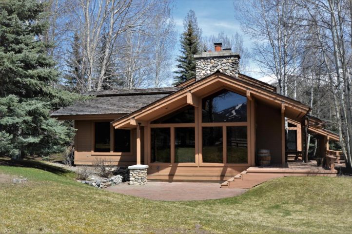 picture of a house for sale